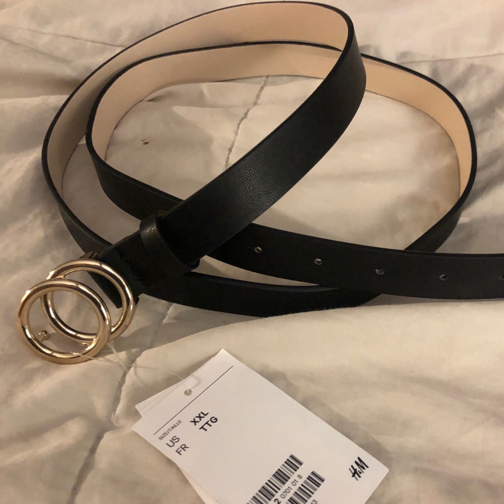 Black narrow belt